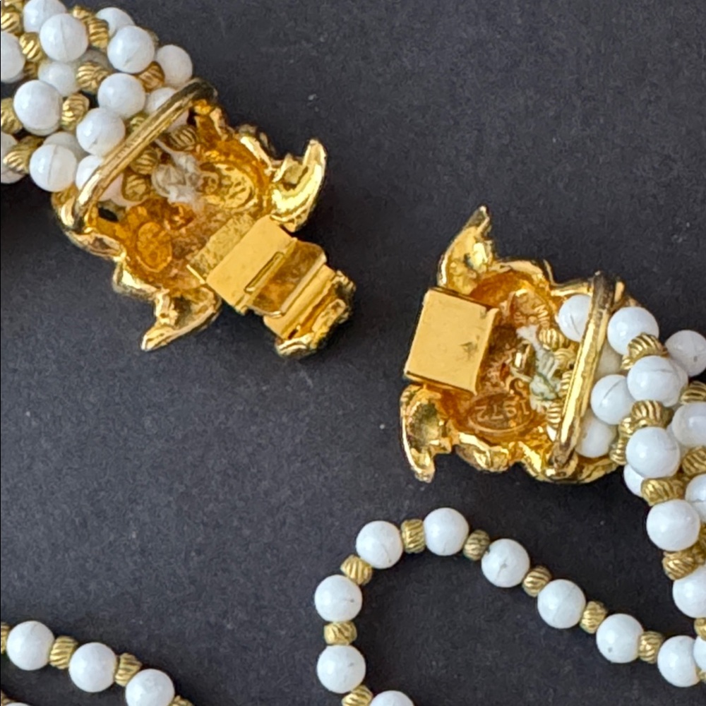 Mimi di Nardo Frogs Clasp white and  Gold Beads multi strand choker Necklace - Picture 5 of 9